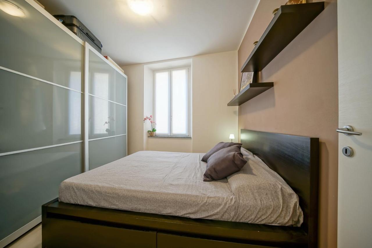 Gemini House On Lake Como Манделло-дель-Ларіо Екстер'єр фото